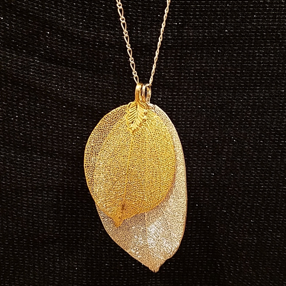 New Double Leaf Necklace-Silver/Gold
